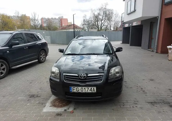 toyota sierpc Toyota Avensis cena 3800 przebieg: 365700, rok produkcji 2007 z Sierpc